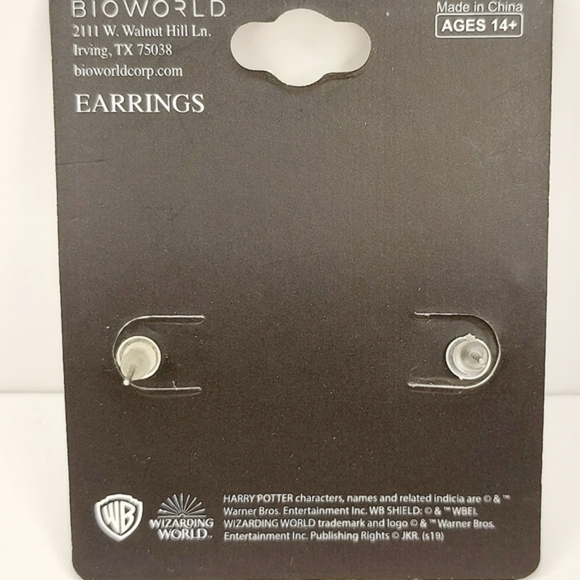 Official Wizarding World Hedwig Earrings - Picture 3 of 3